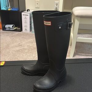 Hunter Classic Black Rain Boots